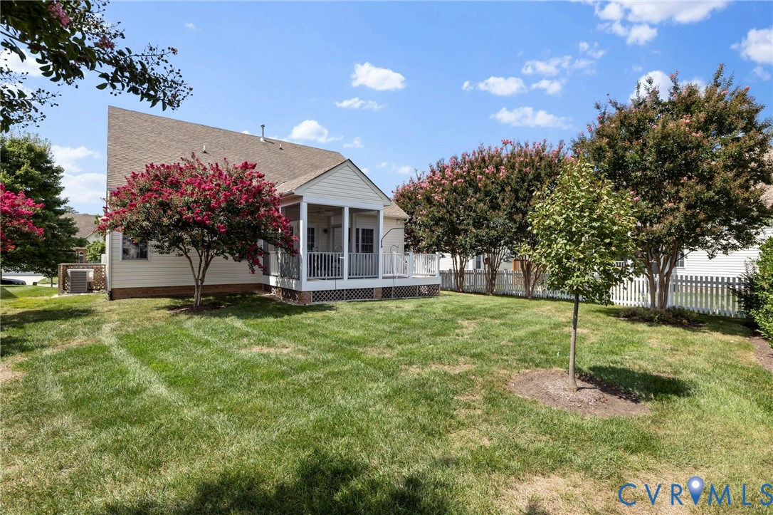 2505 Sailboat Pl