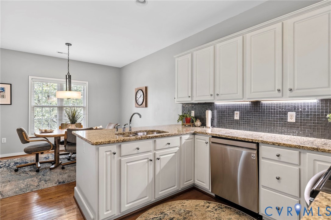 2505 Sailboat Pl