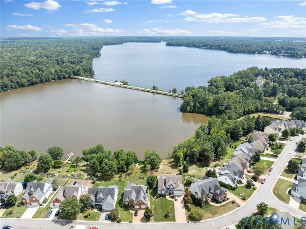 2505 Sailboat Pl