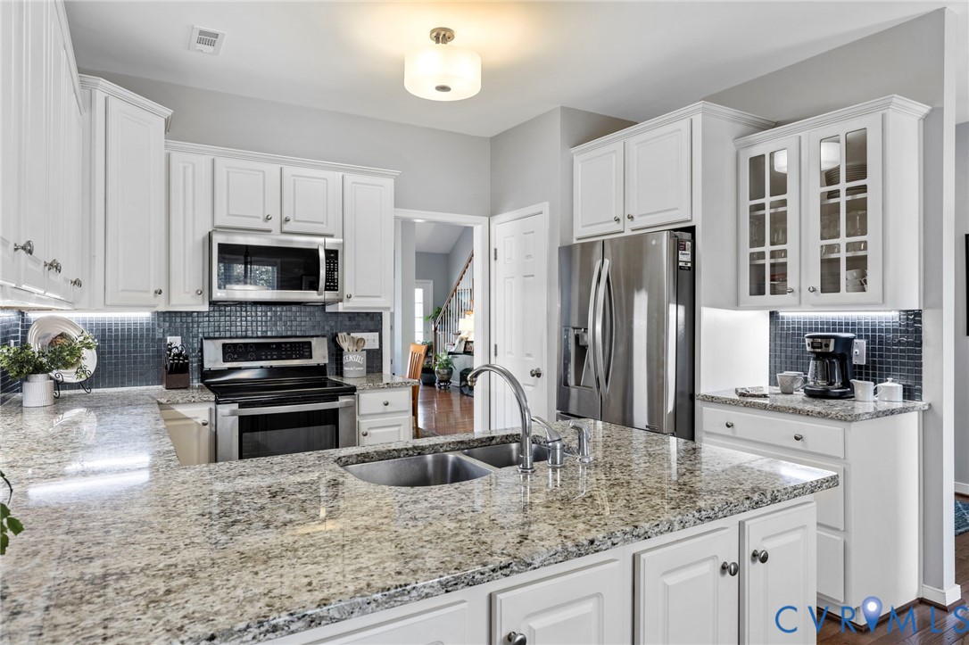 2505 Sailboat Pl