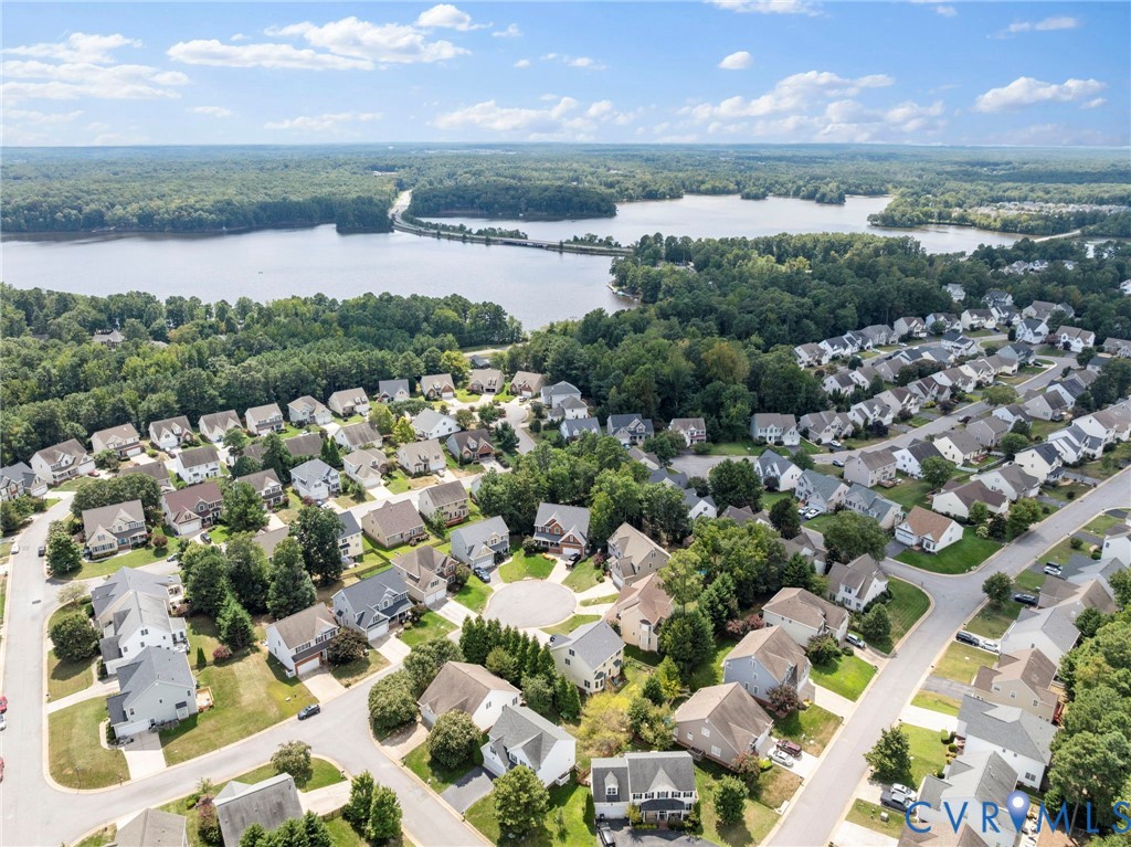 2505 Sailboat Pl