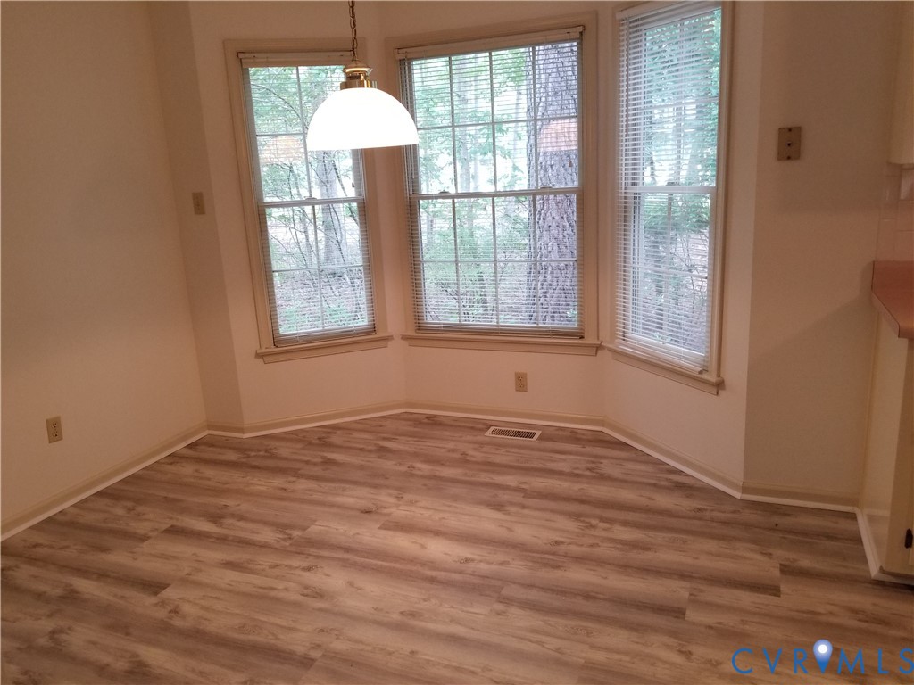 13708 Thornhill Ter