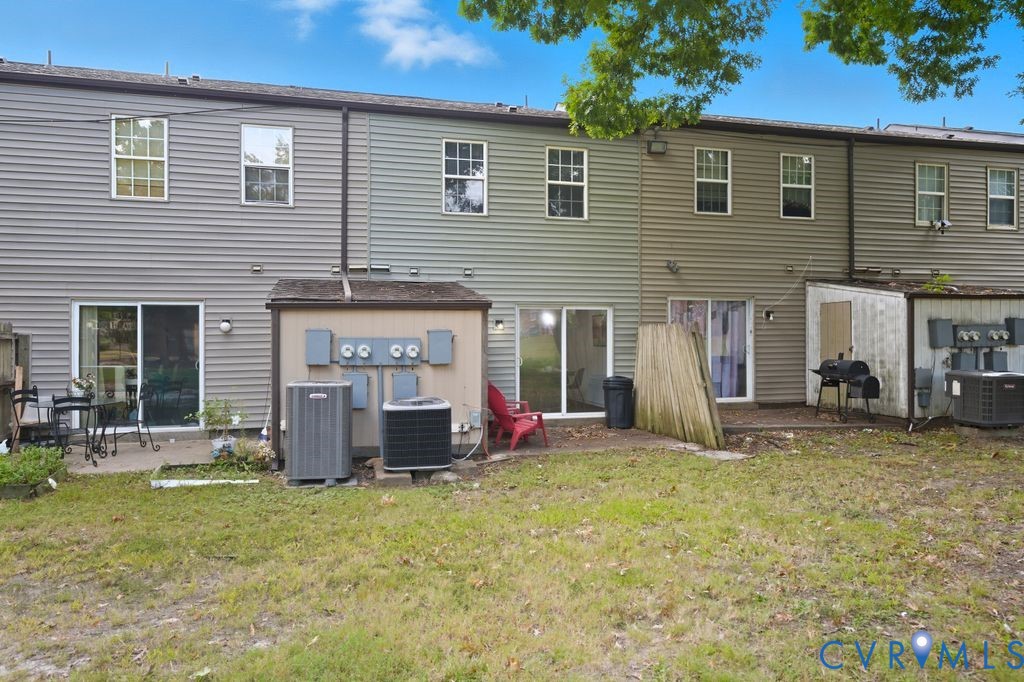 1506 Stowmarket Ct