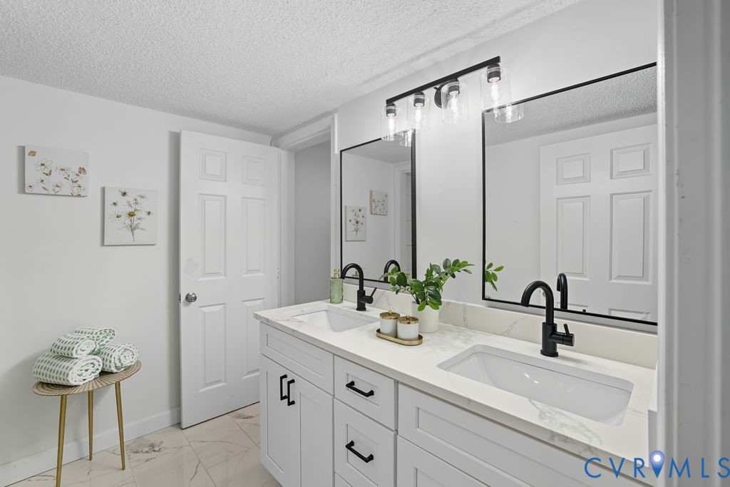 2633 Towngate Ct Unit#2