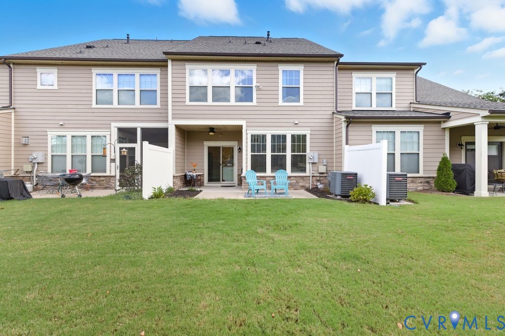 17639 Wynstone Park Ln