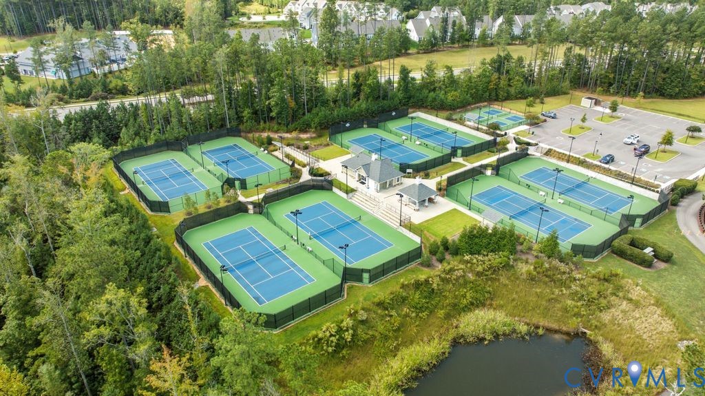 17639 Wynstone Park Ln