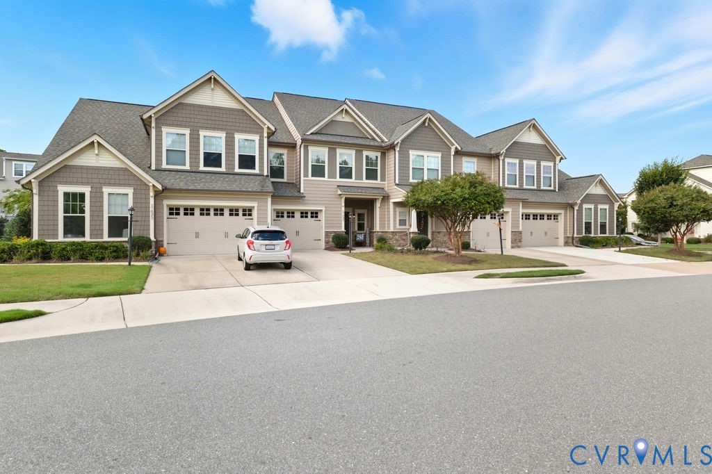 17639 Wynstone Park Ln