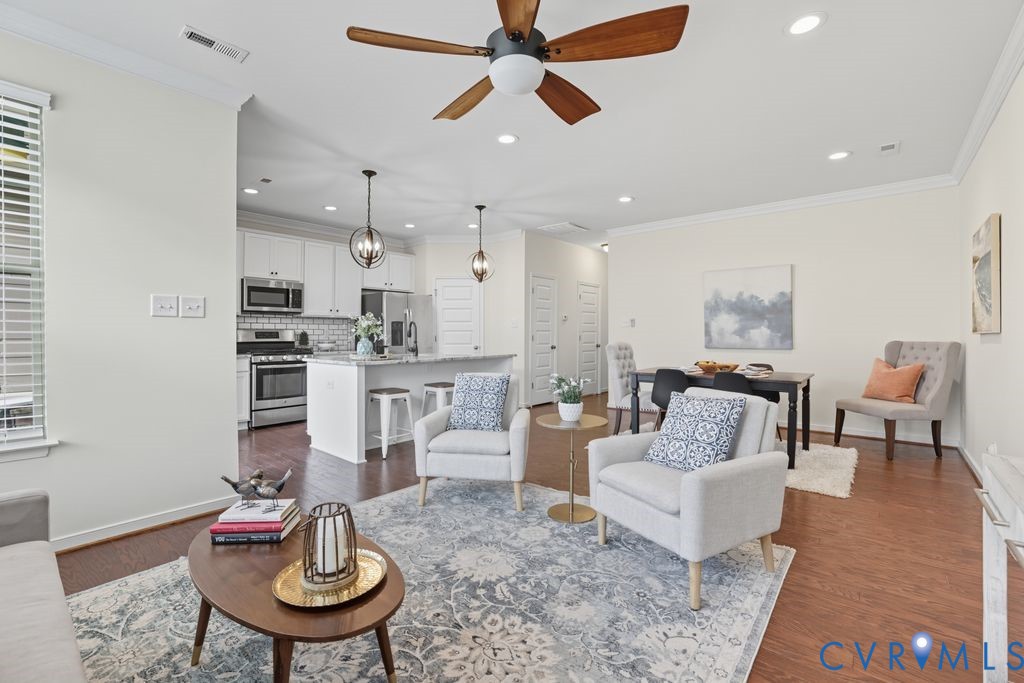 17639 Wynstone Park Ln