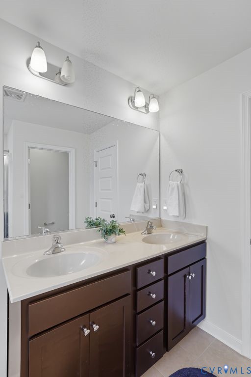 17639 Wynstone Park Ln