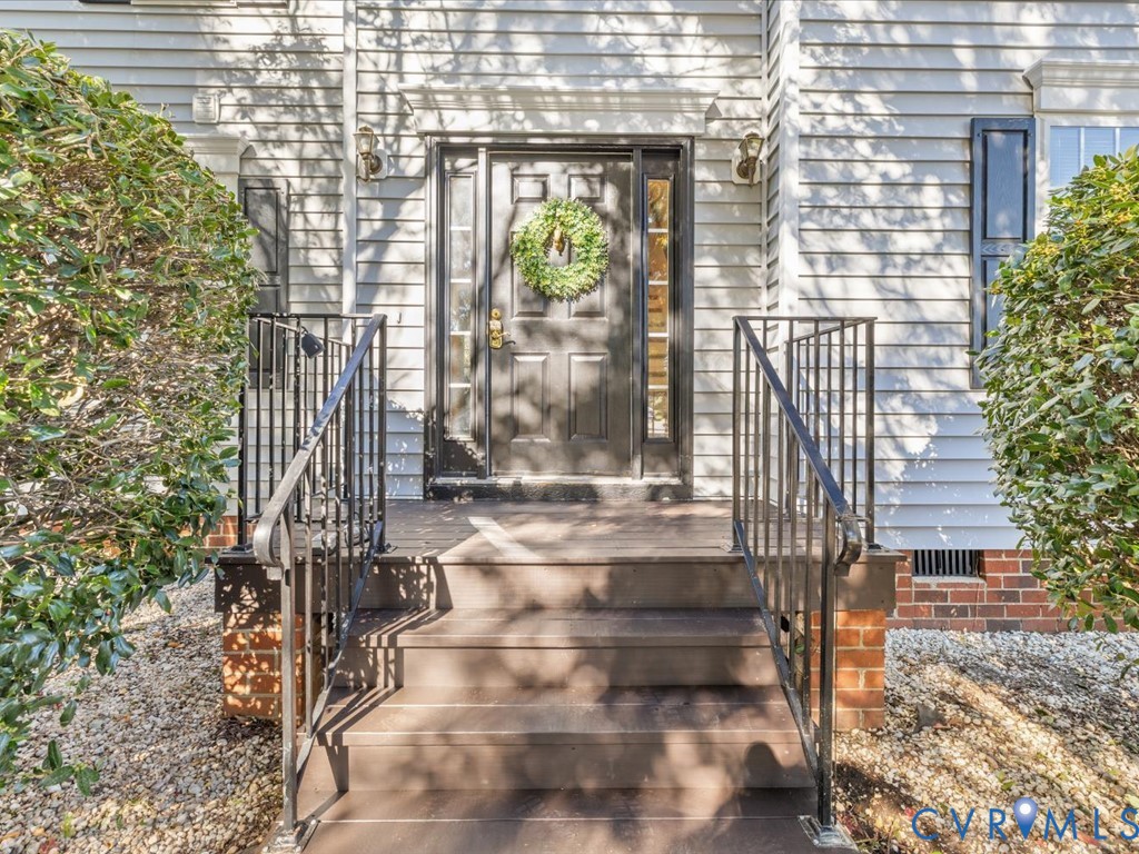 6900 Dartmouth Ave