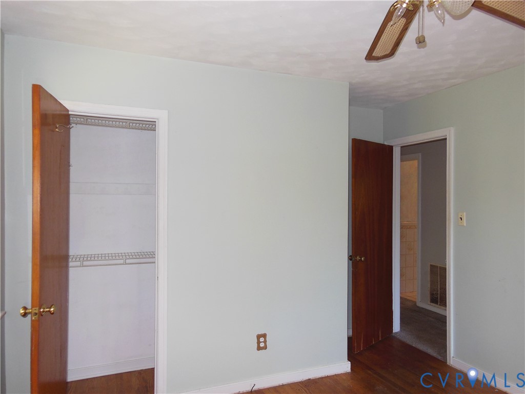7511 Woodley Rd