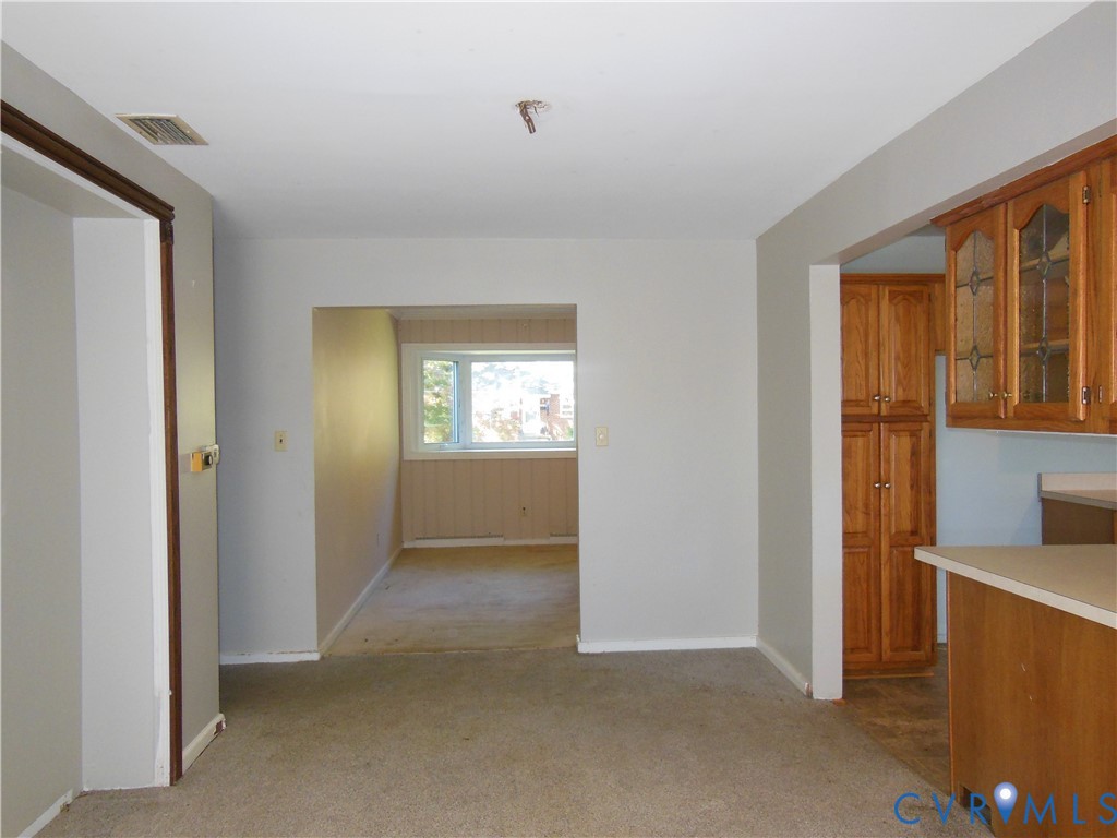7511 Woodley Rd
