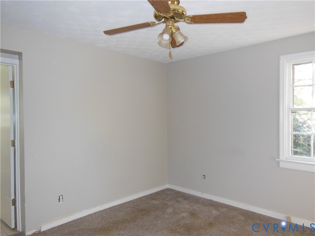 7511 Woodley Rd