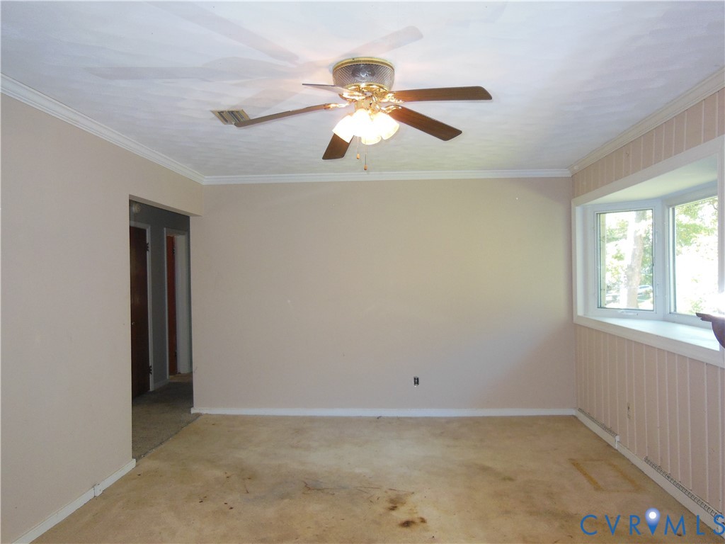 7511 Woodley Rd