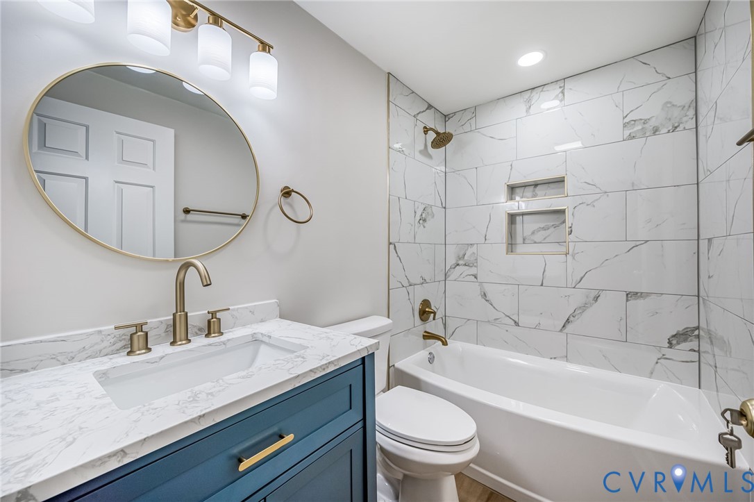 9484 Tracey Lynne Cir