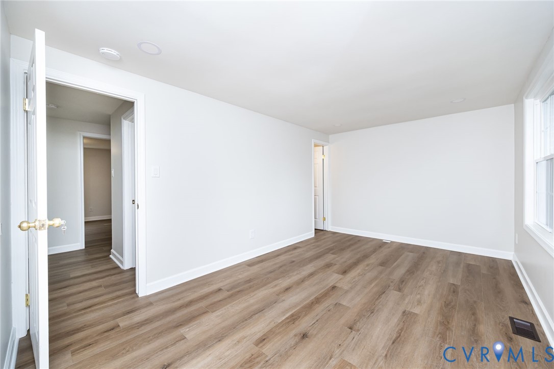 9484 Tracey Lynne Cir