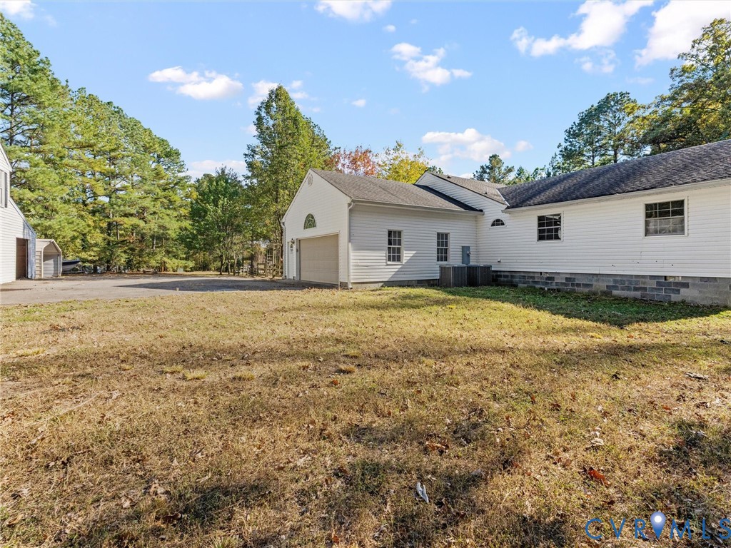 9402 Dry Creek Rd