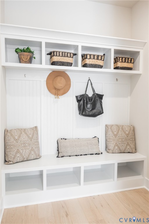 4713 Singing Bird Dr