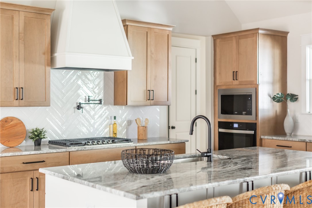 4713 Singing Bird Dr