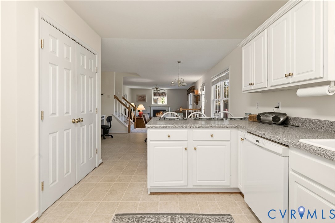 5343 Nairn Ln