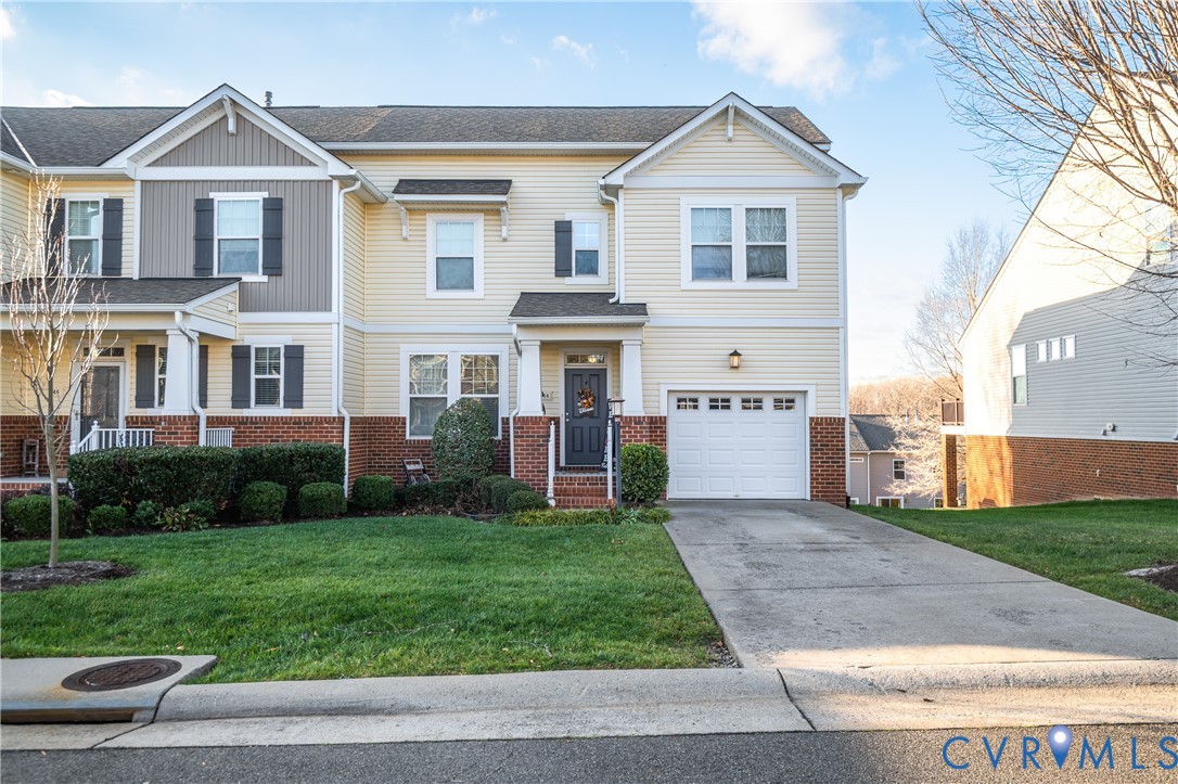 644 Abbey Village Cir