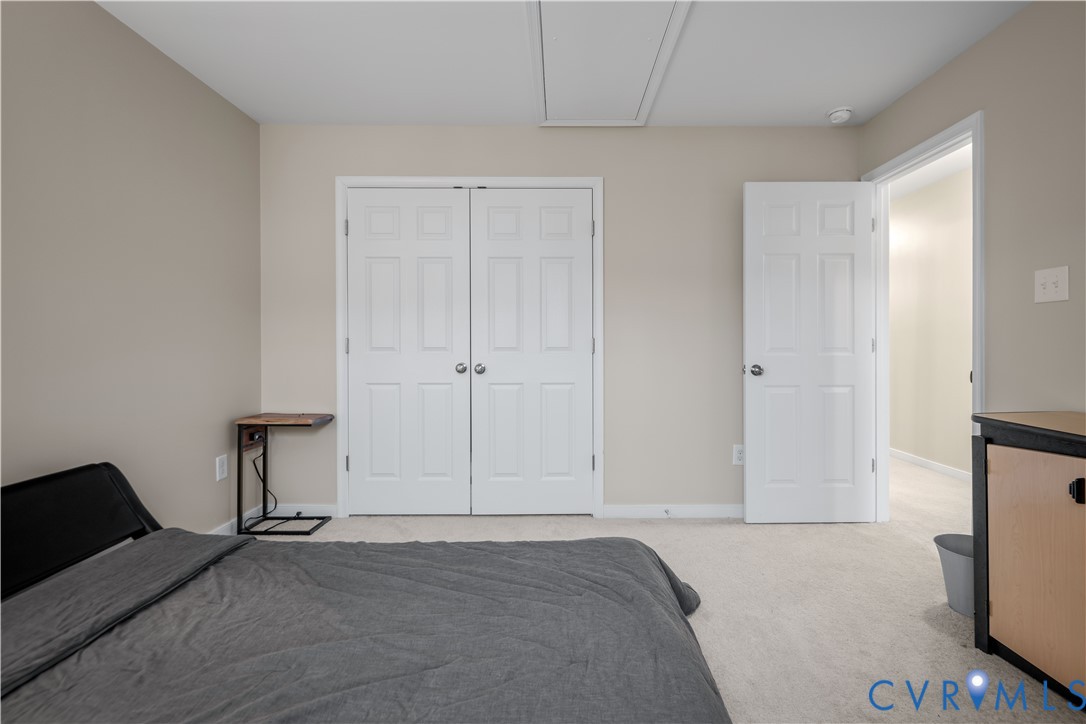 644 Abbey Village Cir