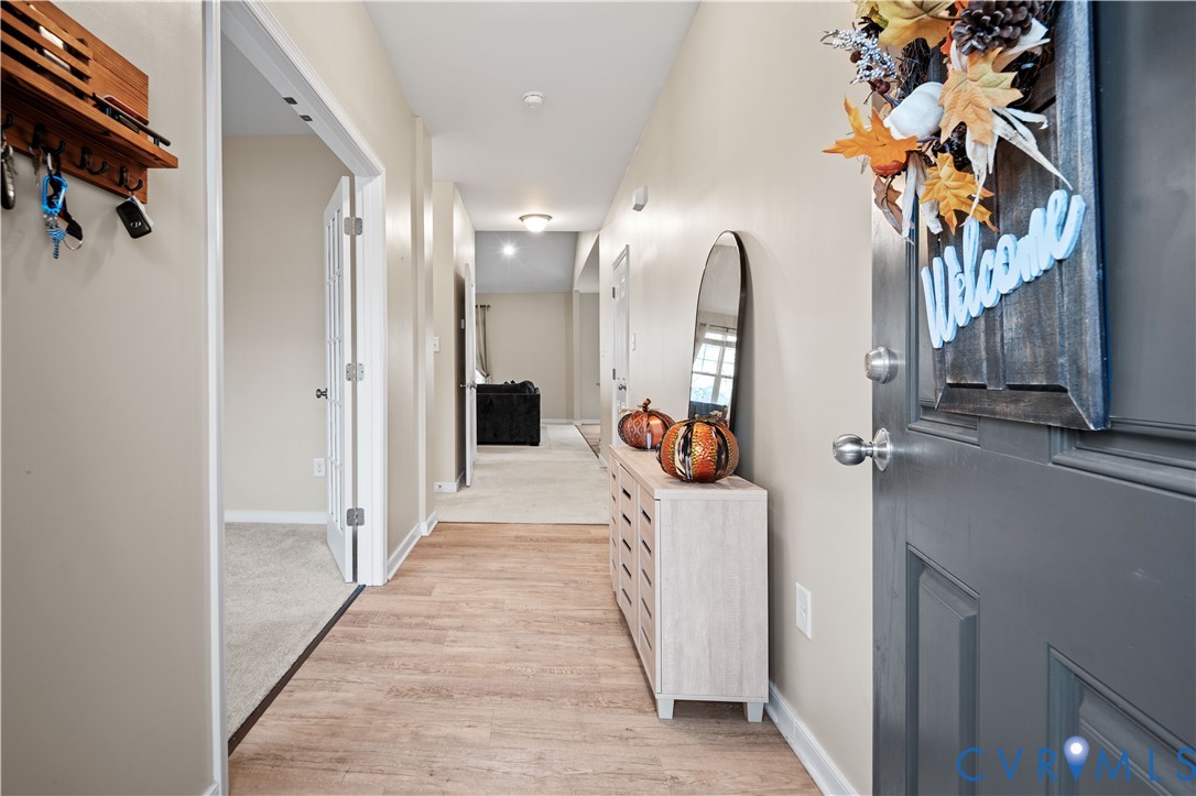 644 Abbey Village Cir