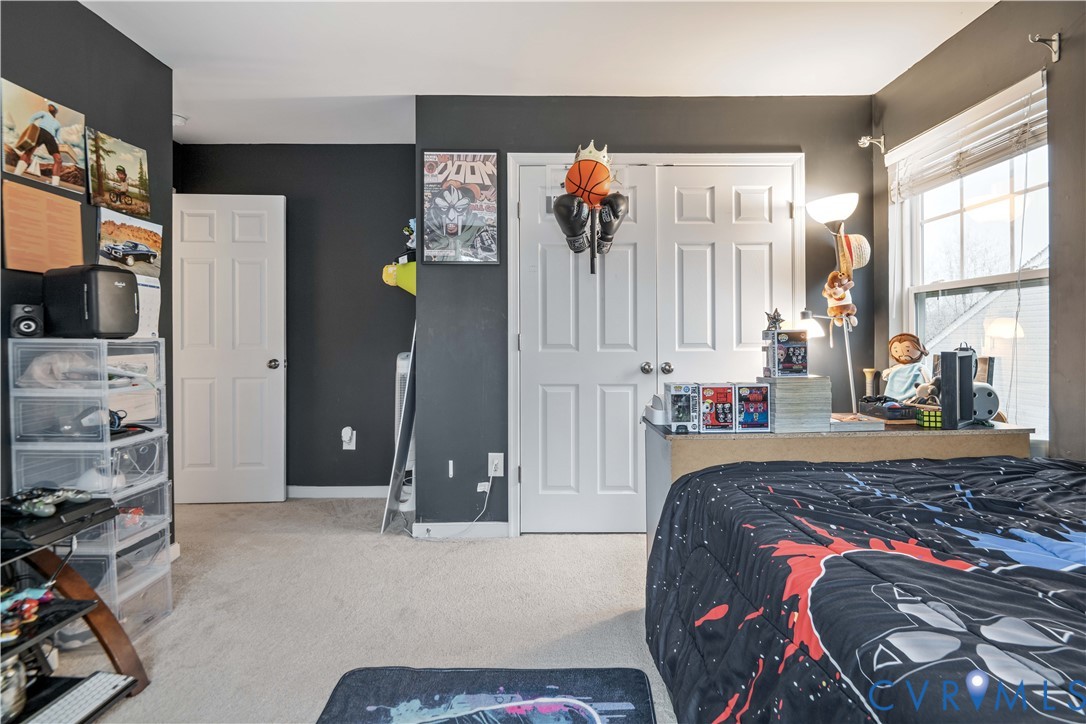 644 Abbey Village Cir