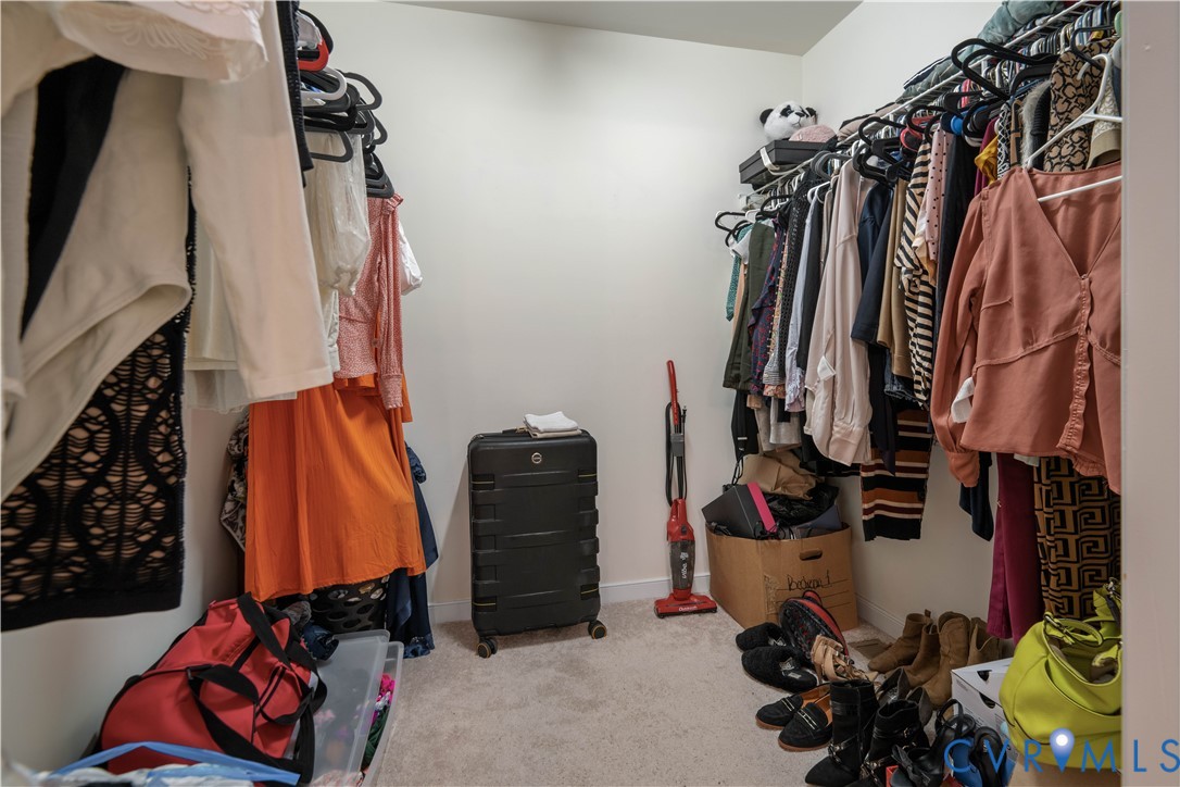 644 Abbey Village Cir