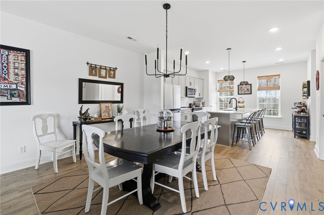 7241 Leire Ln