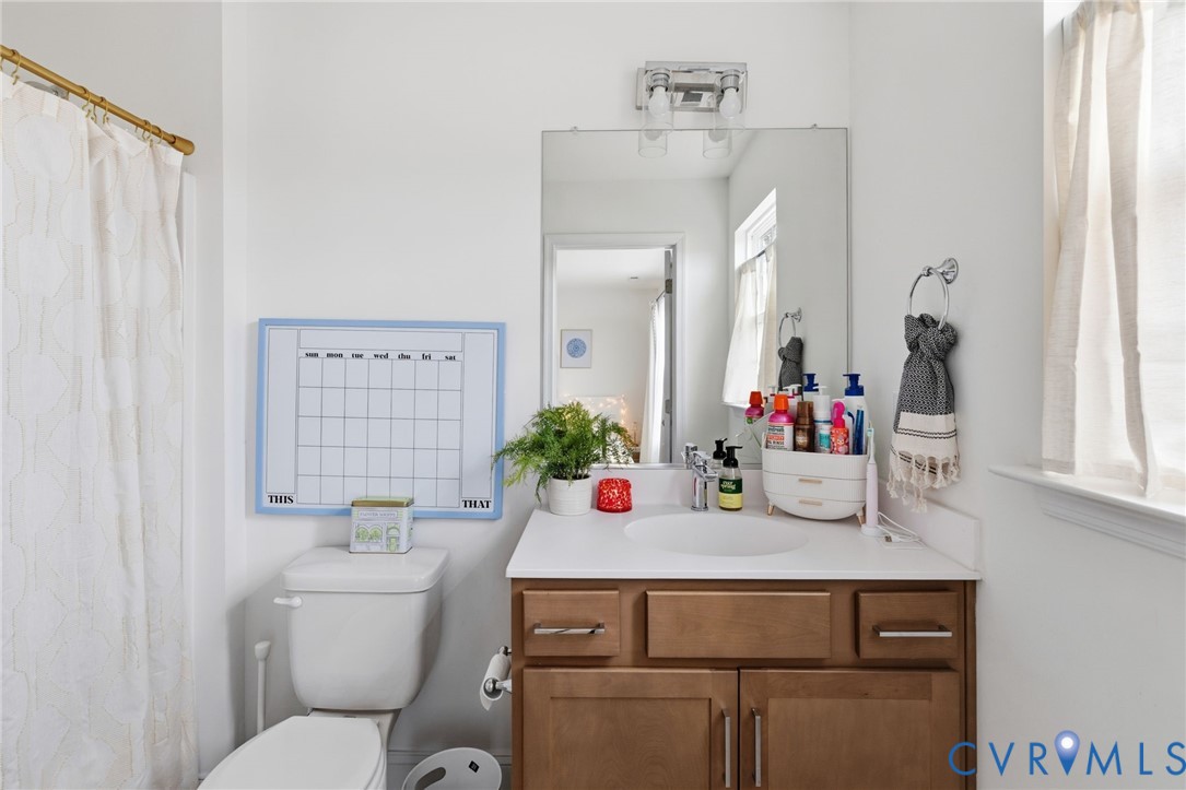 7241 Leire Ln