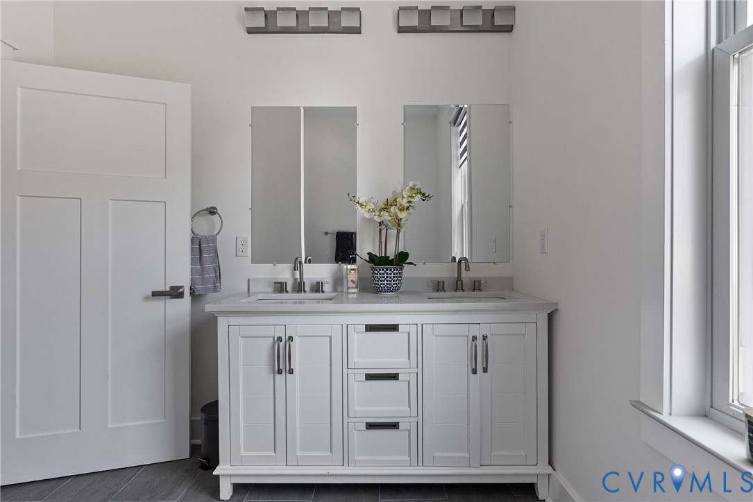 1003 Chimborazo Blvd