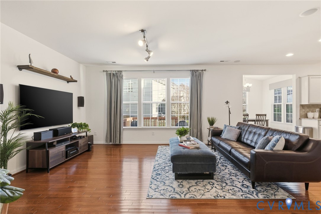 1207 Ashton Village Ct