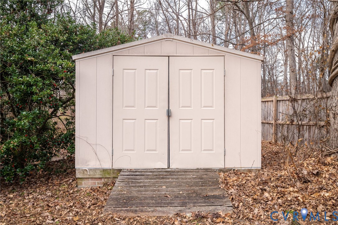 12802 Worsham Green Pl