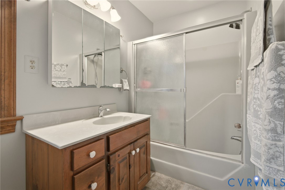 12802 Worsham Green Pl