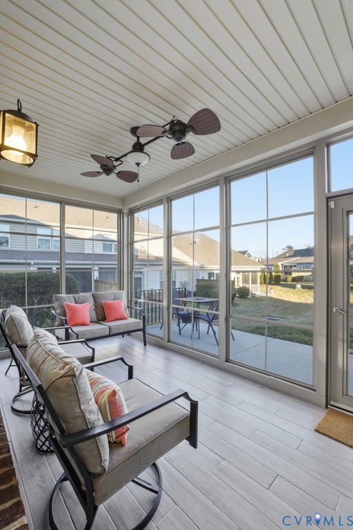 6811 Southwalk Hts