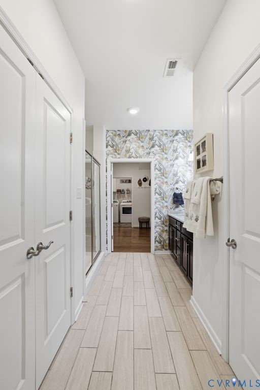 6811 Southwalk Hts