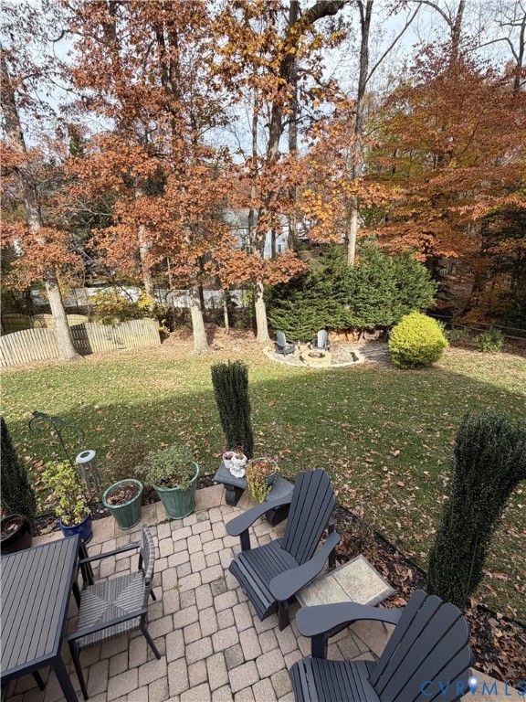 11512 McNair Cir