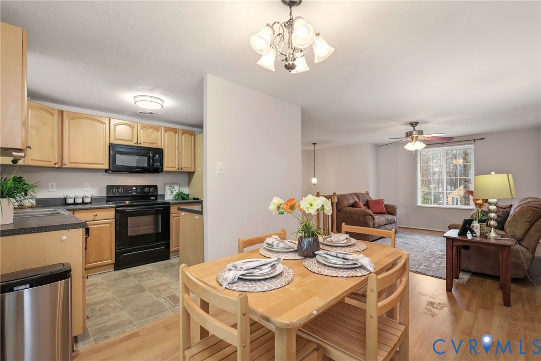 13712 Sutters Mill Cir