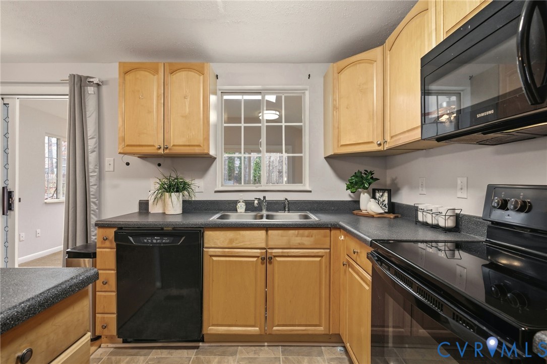 13712 Sutters Mill Cir