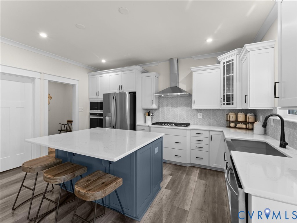 16801 Chalet Ct