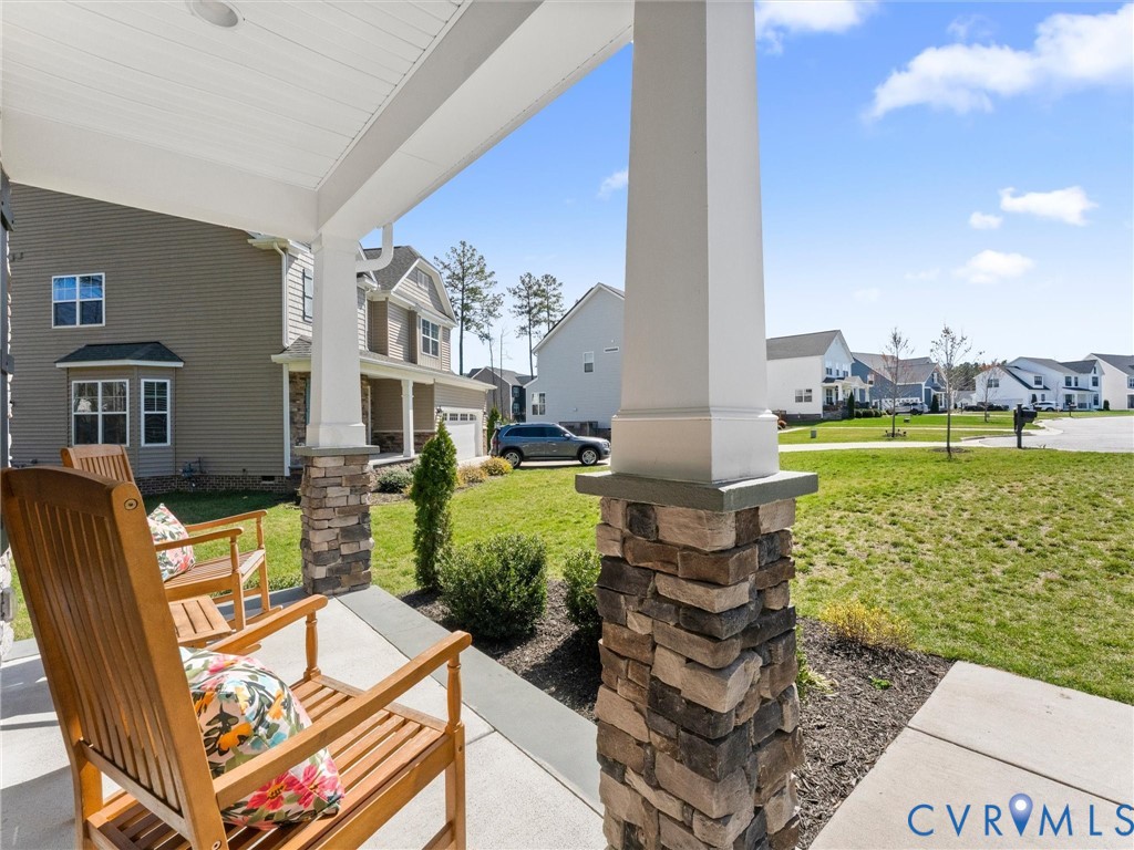 16801 Chalet Ct