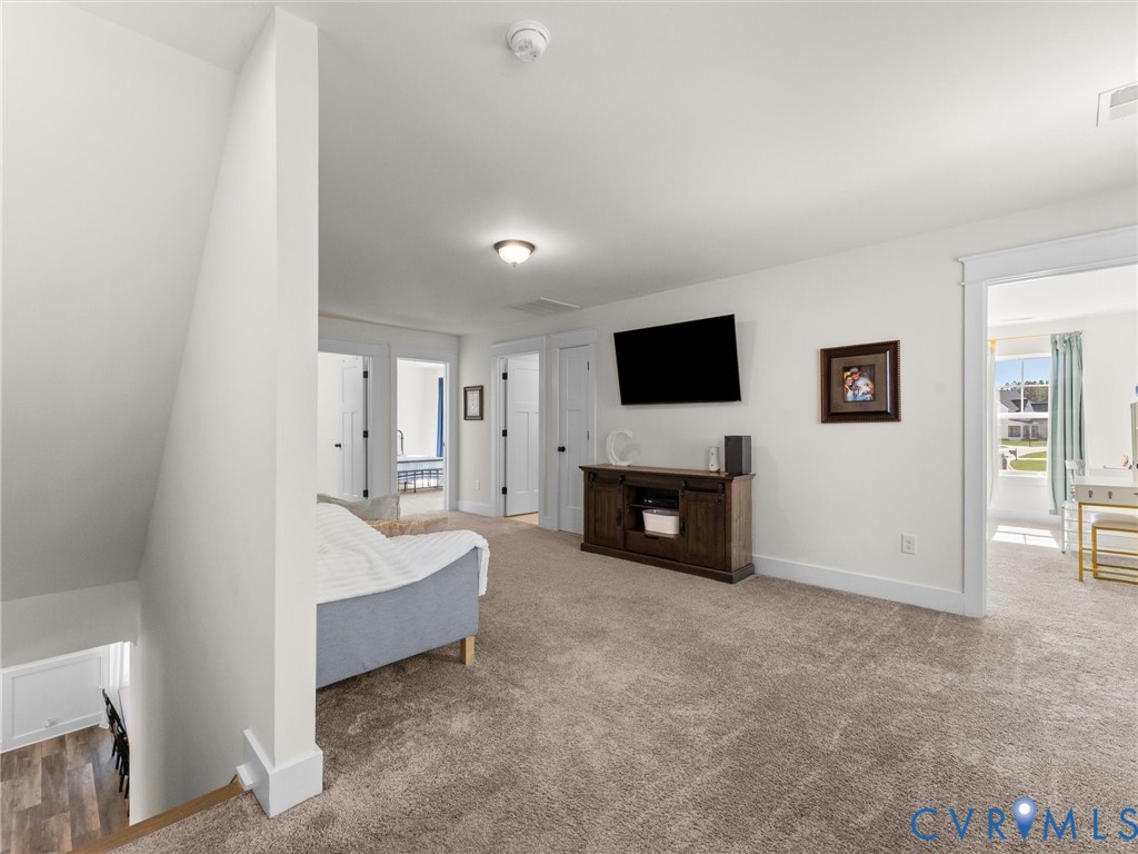 16801 Chalet Ct