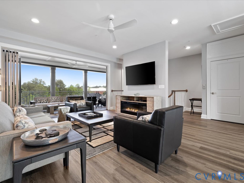 111 Wellie Hill Pl Unit#B