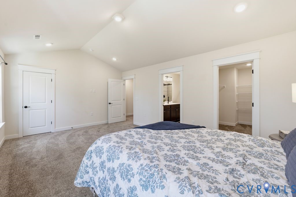 3221 Gannet Ln