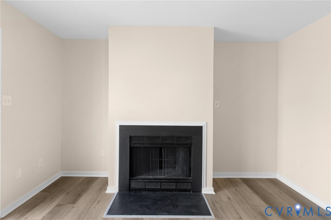2264 High Bush Circle