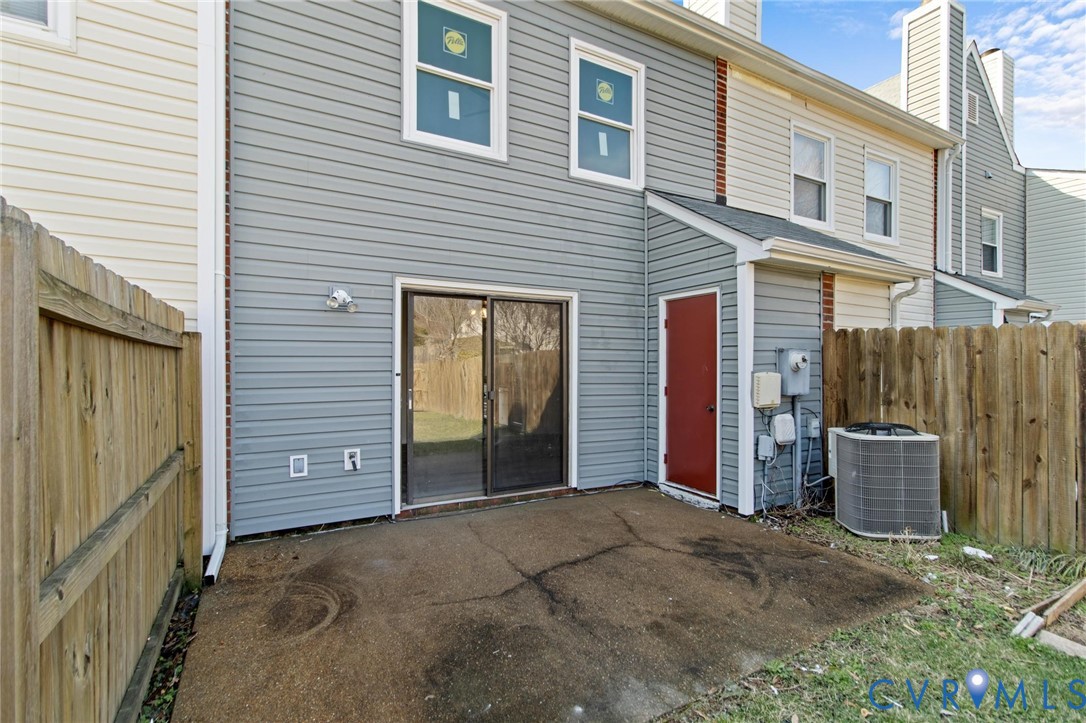 2264 High Bush Circle