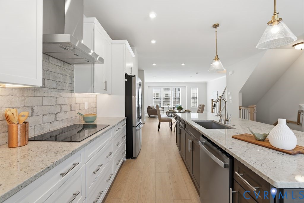 4448 Dominion Forest Cir