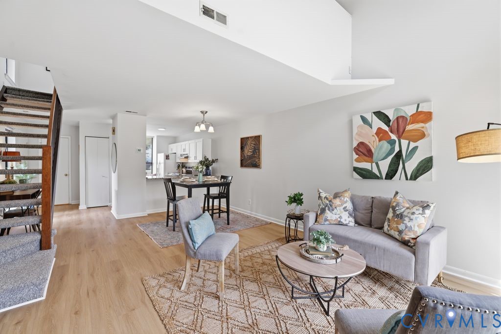 2868 Woodbridge Crossing Ct
