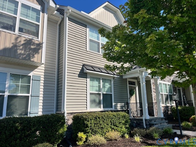17004 Gossamer Dr